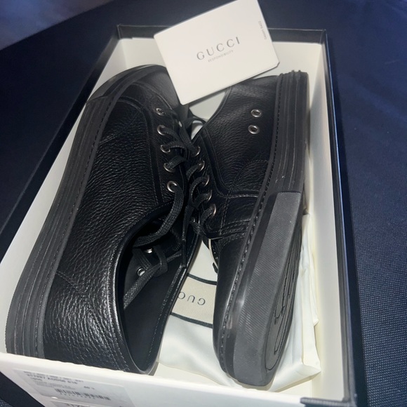 Authentic Gucci Sneakers - Picture 4 of 4